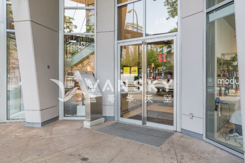 240818223835_618 Abbott 7.jpg